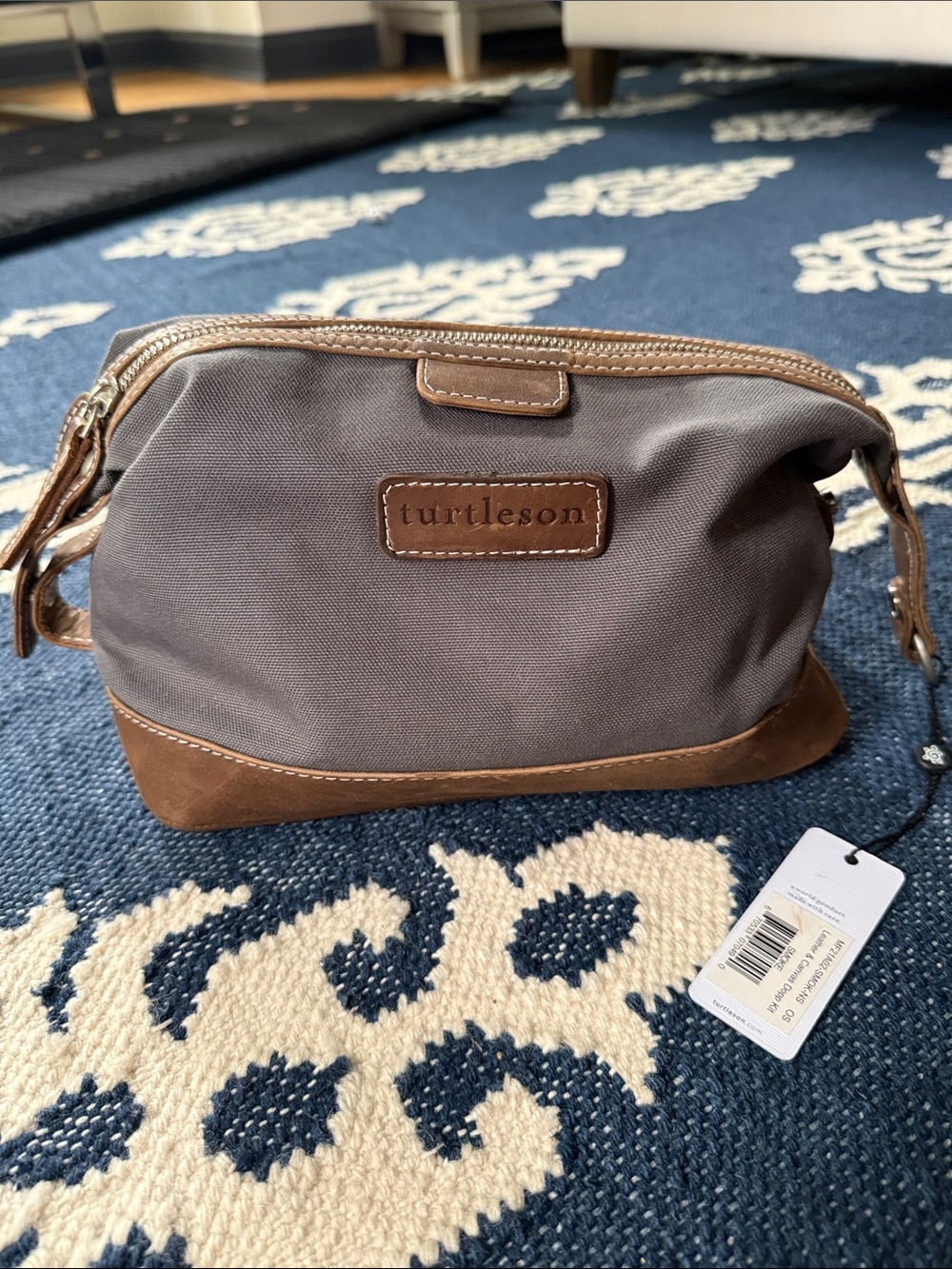 Turtlson Gray Canvas & Brown Leather Men’s Toiletry Bag NWT